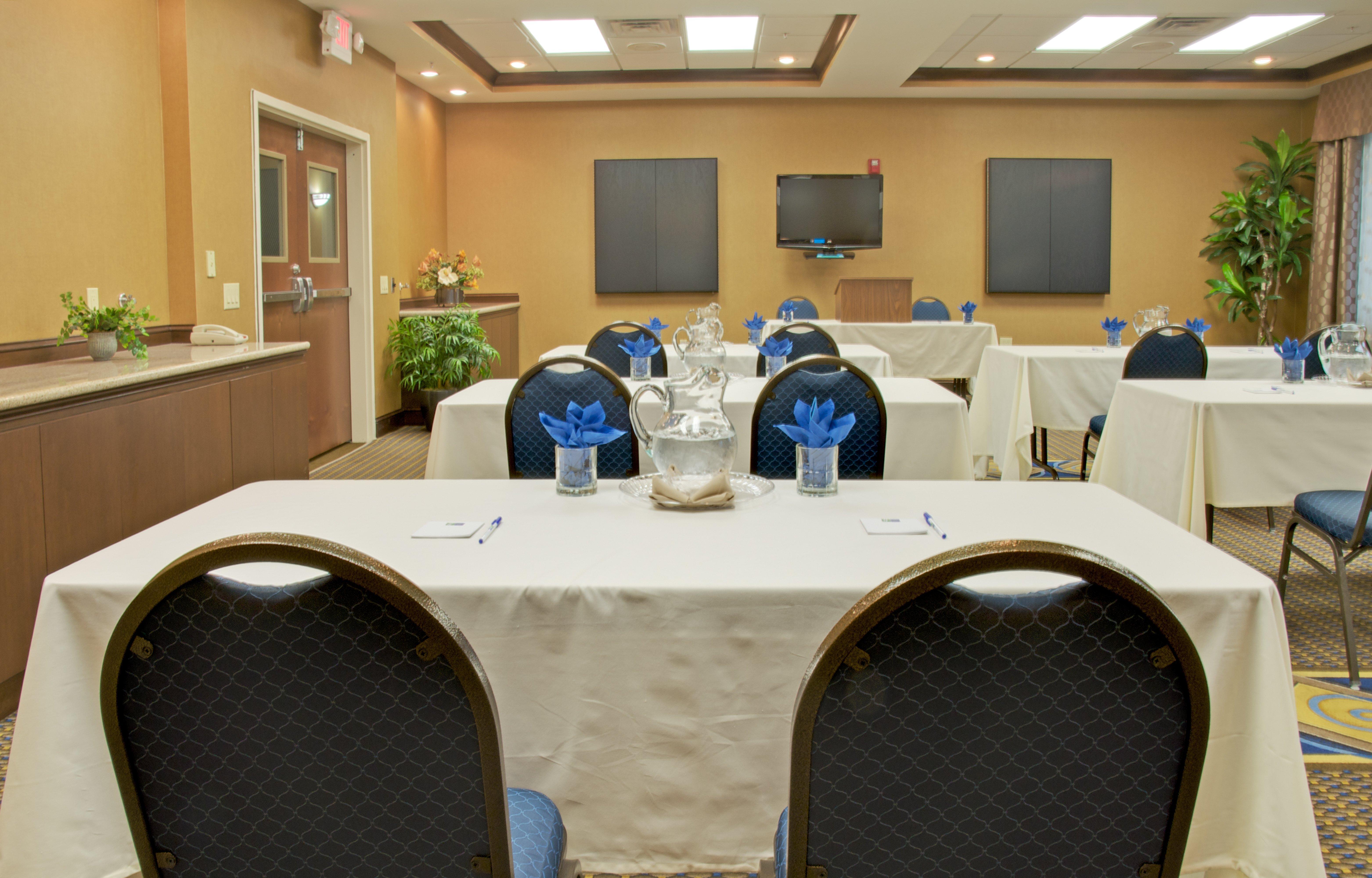 Holiday Inn Express Hotel & Suites Houston Energy Corridor - West Oaks By Ihg Extérieur photo